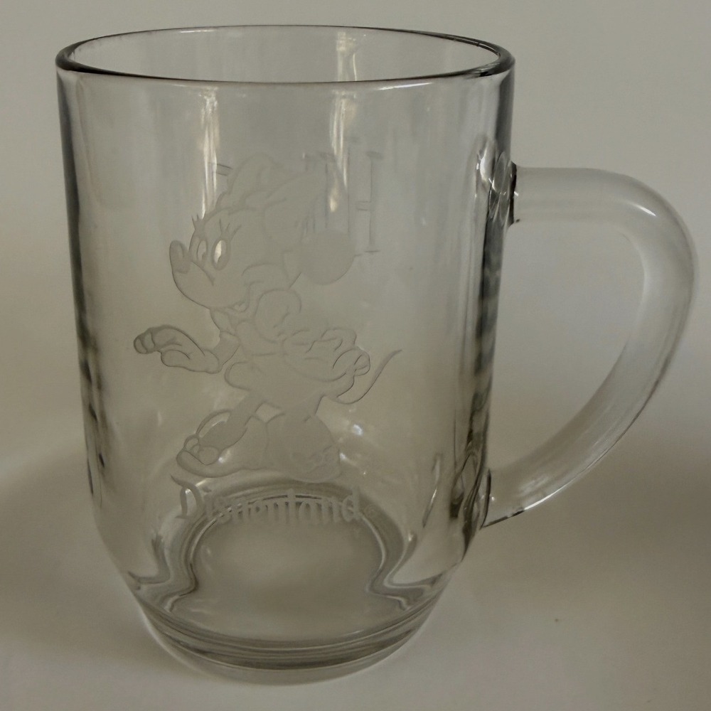 Vintage Disneyland Minnie Mouse HILDA Personalized Etched Glass Mug Souvenir